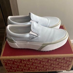 Womens slide on Van platform